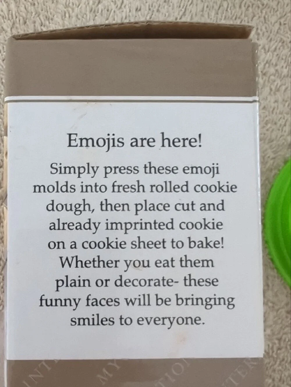 Emojis fun green